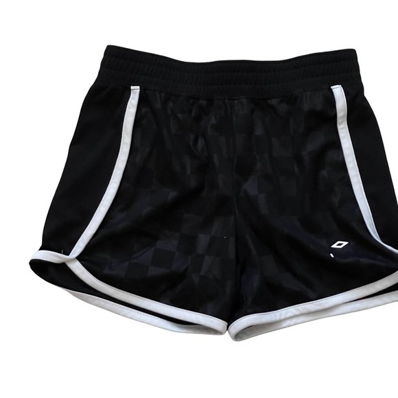 Umbro Girls Black White Stripe Shorts Size Medium 7/8 - Picture 1 of 5